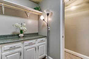 Rustic River Lodge by HoneyBearCabins