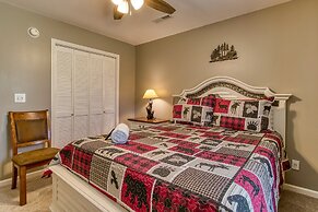 Rustic River Lodge by HoneyBearCabins