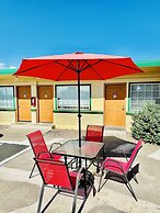 Sage N Sand Motel