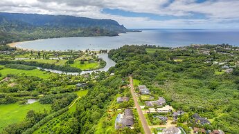 Hanalei Plantation 2 Bedroom Home by RedAwning