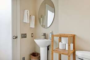 Hanalei Plantation 2 Bedroom Home by RedAwning