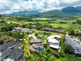 Hanalei Plantation 2 Bedroom Home by RedAwning