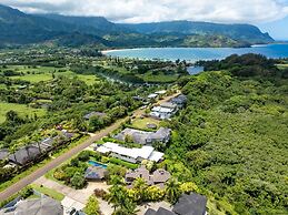 Hanalei Plantation 2 Bedroom Home by RedAwning