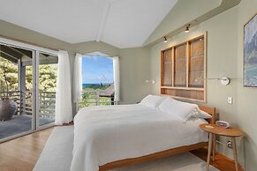 Hanalei Plantation 2 Bedroom Home by RedAwning