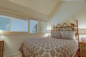 Telemark Lodge with Panoramic Views of Copper Mountain - TL503 by Reda