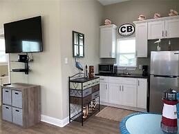 Sea Beauty 3 Bedroom Home by RedAwning