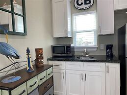 Sea Beauty 3 Bedroom Home by RedAwning