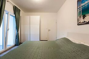 Luxury Villa ARIA Seafront for 21 people