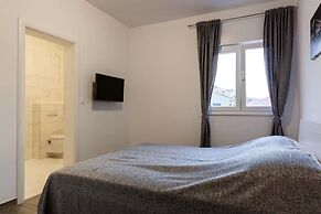 Luxury Villa ARIA Seafront for 21 people