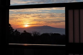 Omuro no Mori Gyokusui - Adults Only