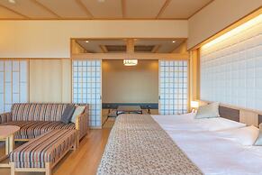 Omuro no Mori Gyokusui - Adults Only