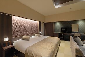 Omuro no Mori Gyokusui - Adults Only