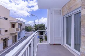 Mina Apartment 100m From Sea