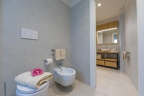 Mina Apartment 100m From Sea