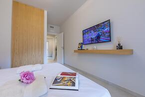 Mina Apartment 100m From Sea