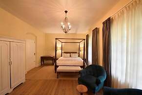 amã Stays & Trails Tea Estate Bungalows, Munnar