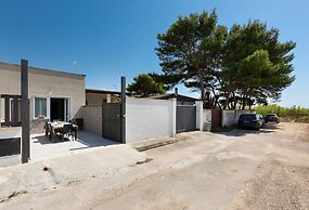 2060 Villetta Krystle