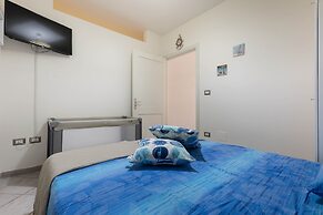 2060 Villetta Krystle