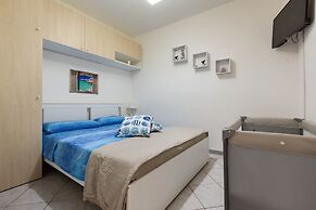 2060 Villetta Krystle