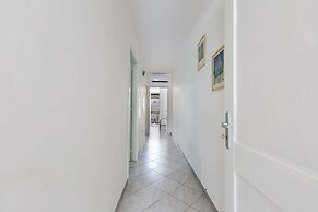 2060 Villetta Krystle