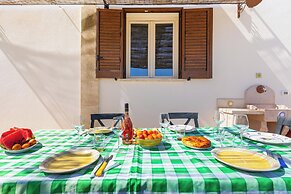 2062 La Cornola Dependance by Barbarhouse