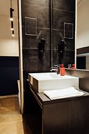 STAY&CO Lisbon Santa Apolonia