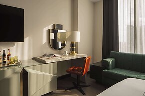 Thompson Austin, by Hyatt