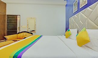 Itsy Hotels Golden Vista