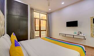 Itsy Hotels Golden Vista