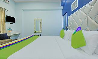 Itsy Hotels Golden Vista