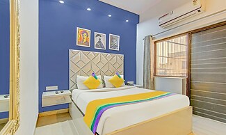 Itsy Hotels Golden Vista