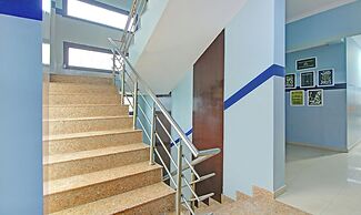 Itsy Hotels Golden Vista