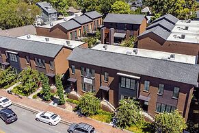 The Magnolia by AvantStay – Stylish Comfort Near Downtown Nashville