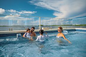 Sunset Caribe Belize