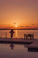 Sunset Caribe Belize