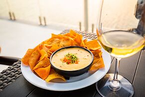 Sunset Caribe Belize