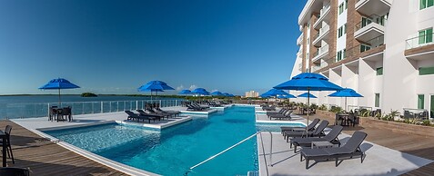 Sunset Caribe Belize