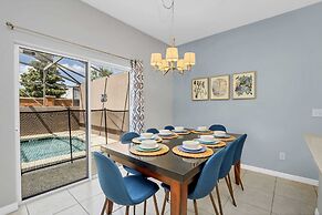 Roomy Town Home, Mickey-themed Bedroom! #4bv550