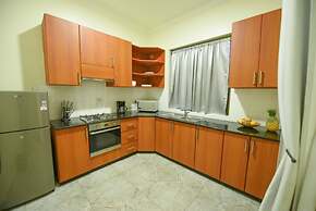 Deluxe 3-bed Apartment With Swimming Pool