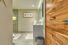 Maxwell Residences at Indah