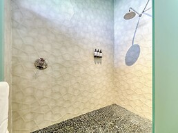 Maxwell Residences at Indah