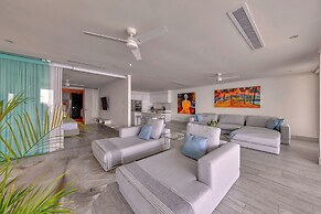 Maxwell Residences at Indah