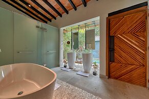 Maxwell Residences at Indah