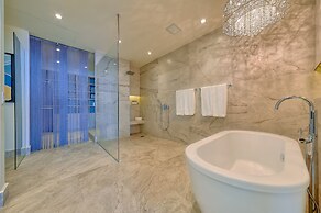 Maxwell Residences at Indah