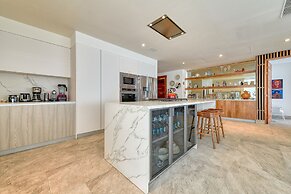 Maxwell Residences at Indah