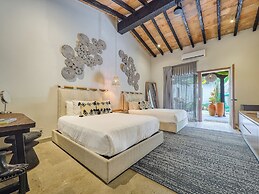 Maxwell Residences at Indah
