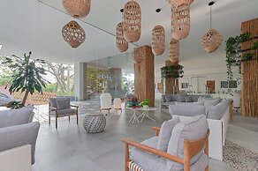 Maxwell Residences at Indah