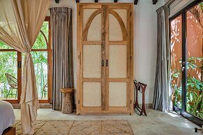 Maxwell Residences at Indah