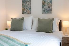 Elms Way No33 - Donnini Apartments