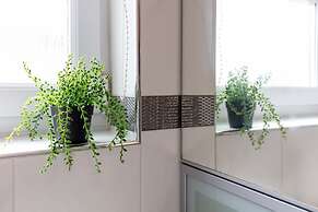 Elms Way No33 - Donnini Apartments